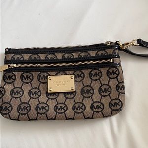 Michael Kors wristlet
